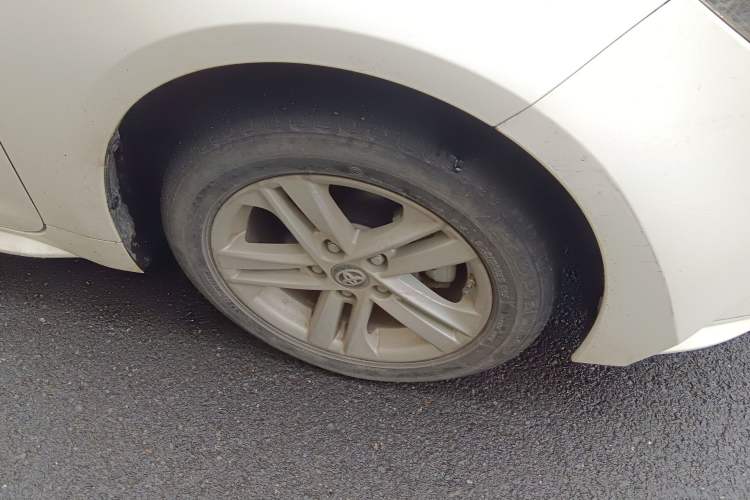 Used Toyota Levin 2022 185T CVT Luxury Edition Right Front Wheel Hub