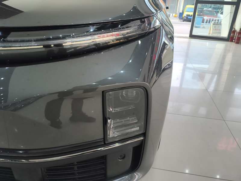 Used Li Auto L7 2023 Air model — 23