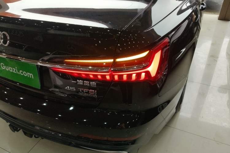 Used Audi A6L 2021 45 TFSI quattro Prestige Dynamic Edition Right Rear Taillight