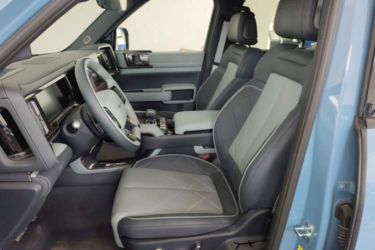 Used Formula Leopard 5 2025 TianShen Intelligent Driving Ultra Edition Left Front Seat