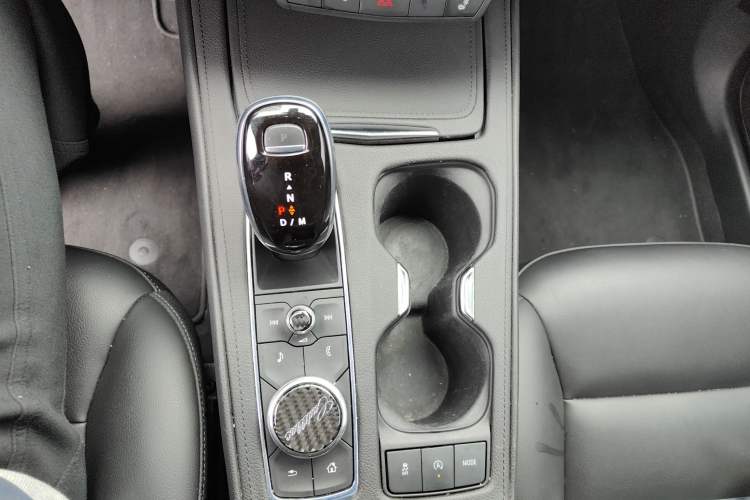 Used Cadillac XT4 2021 28T Two-Wheel Drive Leading Version
