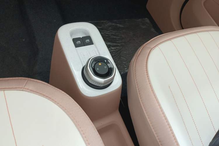 Used Geely Galaxy Panda 2024 Panda Mini 200km Endurance Bear