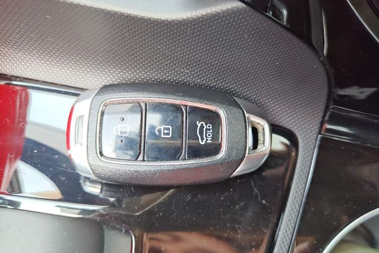 Used Hyundai Elantra 2021 1.5L CVT LUX Prestige Edition