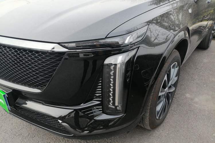 Used Cadillac XT5 2025 2.0T Prestige Version
