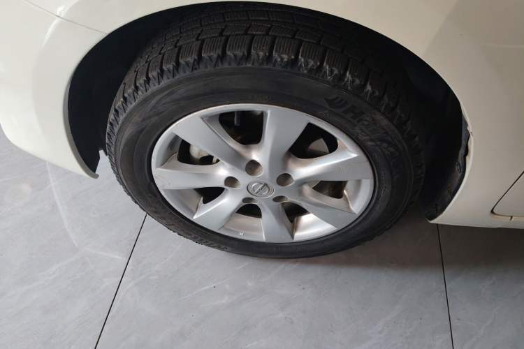 Used Nissan Tiida 2011 1.6L CVT Smart Version