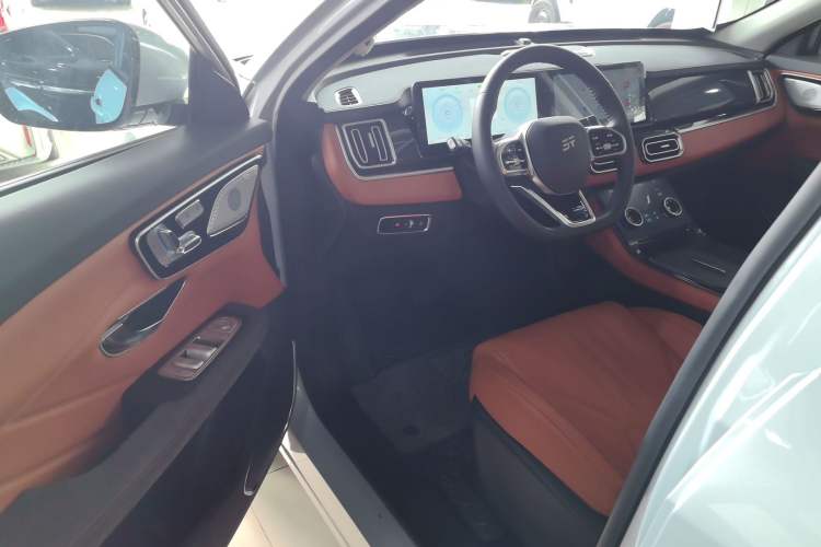 Used JETOUR Shanhai L7 2024 1.5T 120km ULTRA 7-Seater