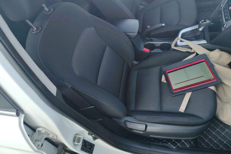 Used Hyundai Elantra (6th Generation / Lingdong) 2016 1.6L Automatic ZhiXuan – Elite Version
