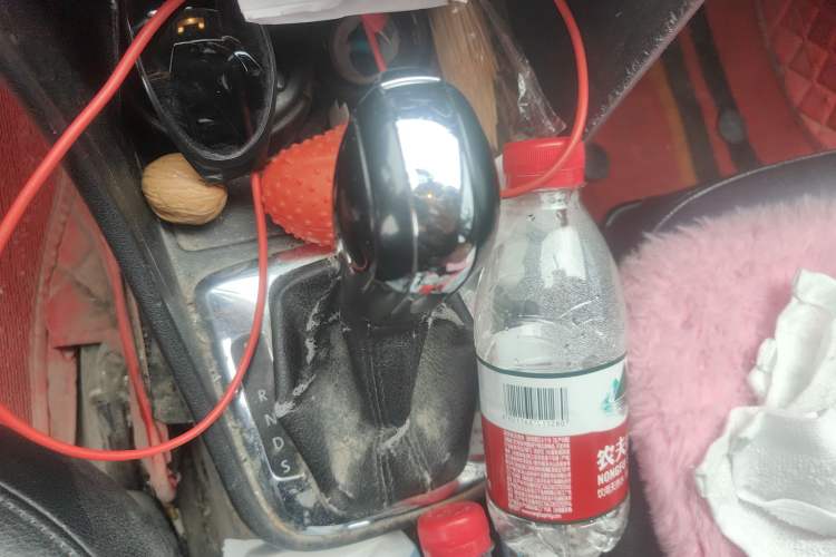 Used Volkswagen Santana 2013 1.6L Automatic Comfort Edition Gear Lever