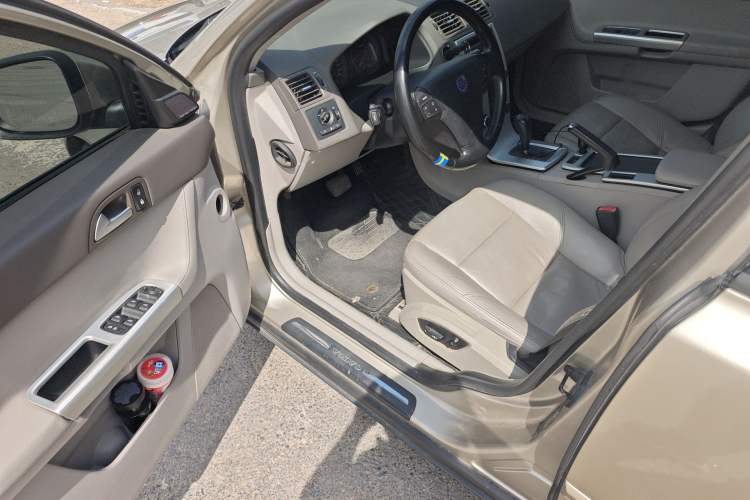 Used Volvo S40 2011 2.0L Automatic Zhiya Edition Driver Seat