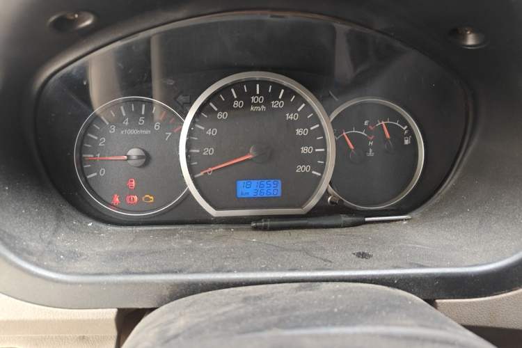 Used Wuling Hongguang 2014 1.2L Standard Model China IV