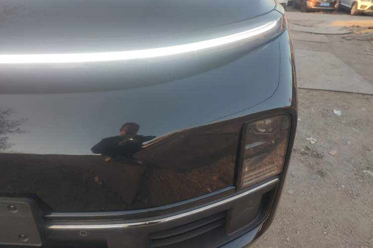 Used Li Auto L8 2023 Pro Model
