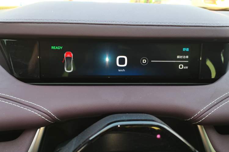 Used Xiaomi Auto SU7 2024 Rear-Drive Long-Range Intelligent Driving Version
