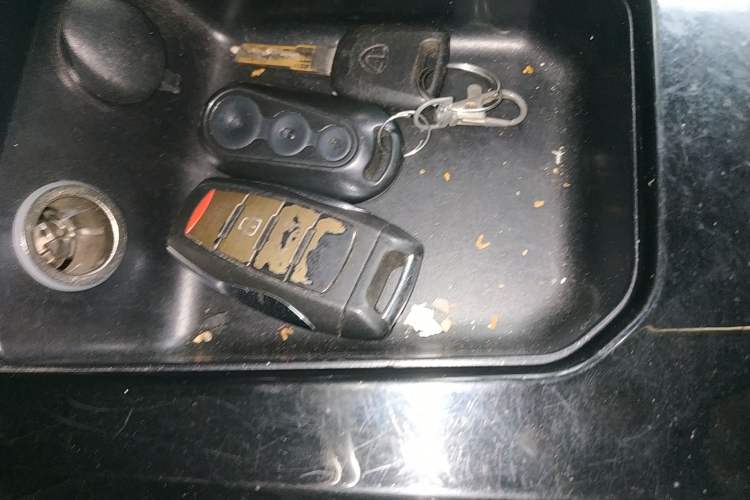 Used Haval H6 2017 Red Label 2.0T Automatic Two-Wheel Drive ZhiShang Model Interior 1