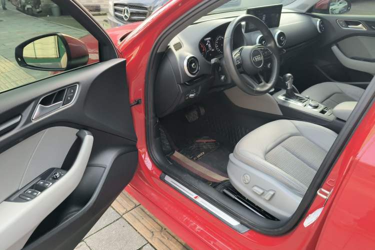 Used Audi A3 2020 Limousine 35 TFSI Fashion Edition China VI Emission Standard