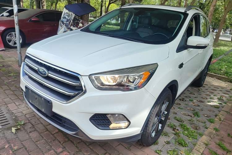 Used Ford Kuga 2019 EcoBoost 180 Two-Wheel-Drive Platinum Edition China VI Standard
