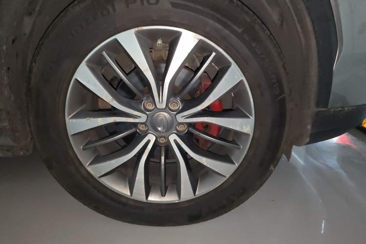 Used GAC Trumpchi GS8 2017 320T Two-Wheel Drive Luxury Smart Connectivity Version (7 Seats)