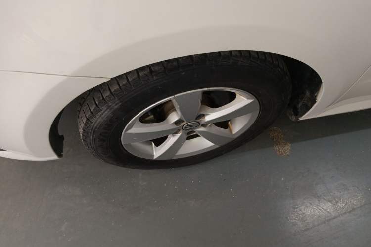 Used Volkswagen Lavida 2015 1.6L Automatic Fashion Edition