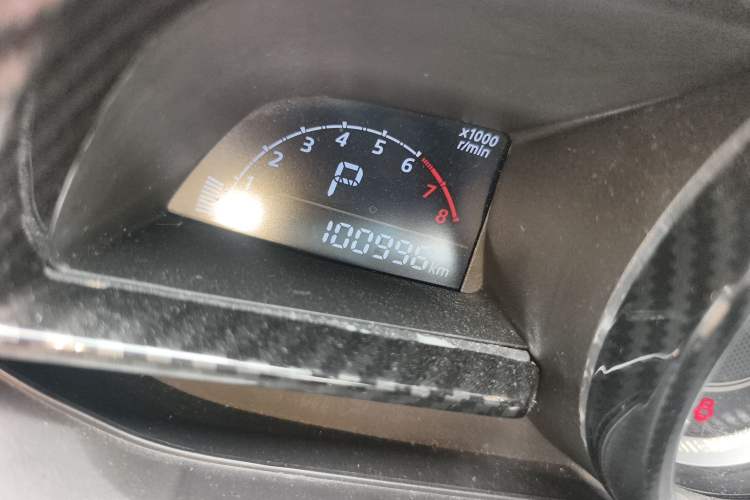 Used Mazda 3 Axela 2016 Sedan 1.5L Automatic Luxury Model