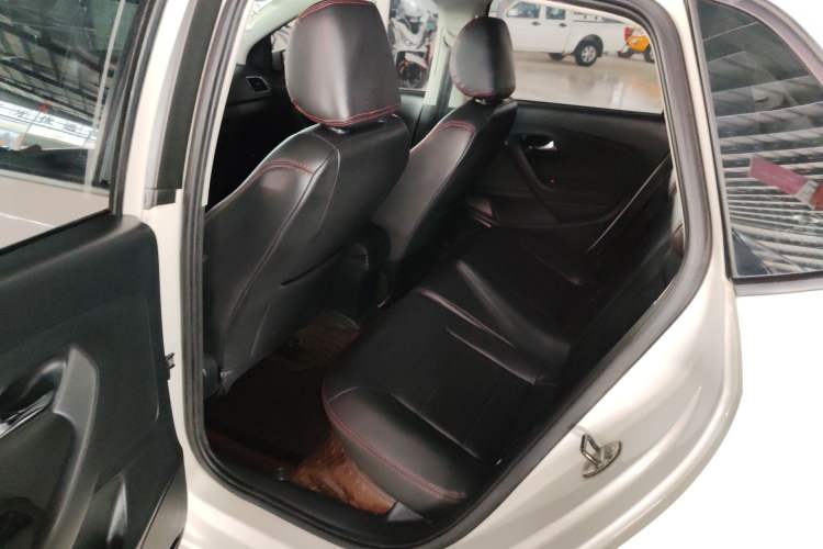 Used Volkswagen Polo 2016 1.6L Automatic Comfort Model Left Rear Seat