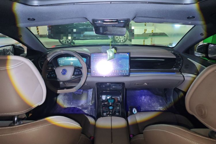 Used BYD Han 2025 DM-i 125KM Prestige Model Center Console