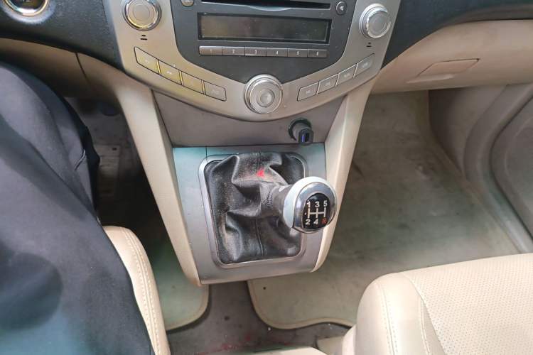 Used BYD S6 2011 2.0L Manual Luxury Version