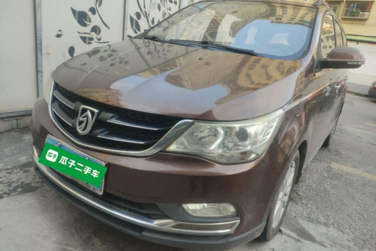 Used Baojun 730 2016 1.5T Manual Comfort Version 7 Seats