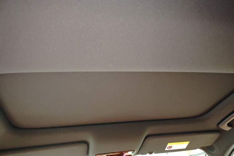 Used Li Auto L8 2025 Max Smart Refresh Edition Headliner