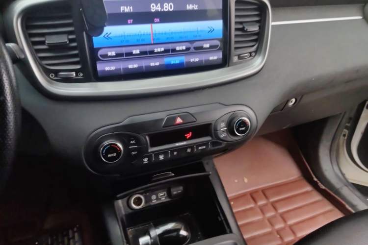 Used Kia Sorento 2015 Sorento L 2.2T Diesel 4WD Sport Edition 7 Seats
