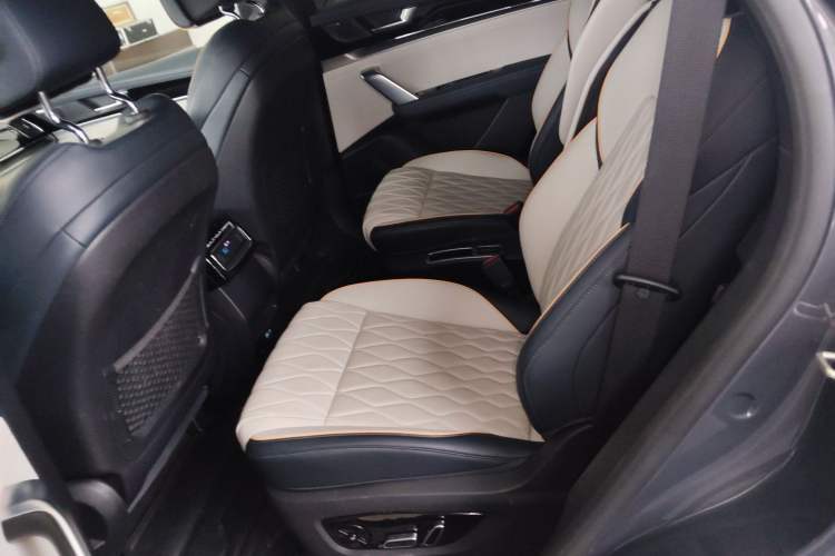 Used BYD Tang New Energy 2022 EV 600KM Luxury Model