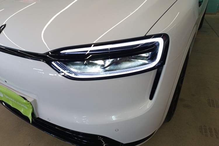 Used Hima AITO M7 2026 Model Range-Extending Max All-Wheel Drive 5-Seater Version Left Front Headlight