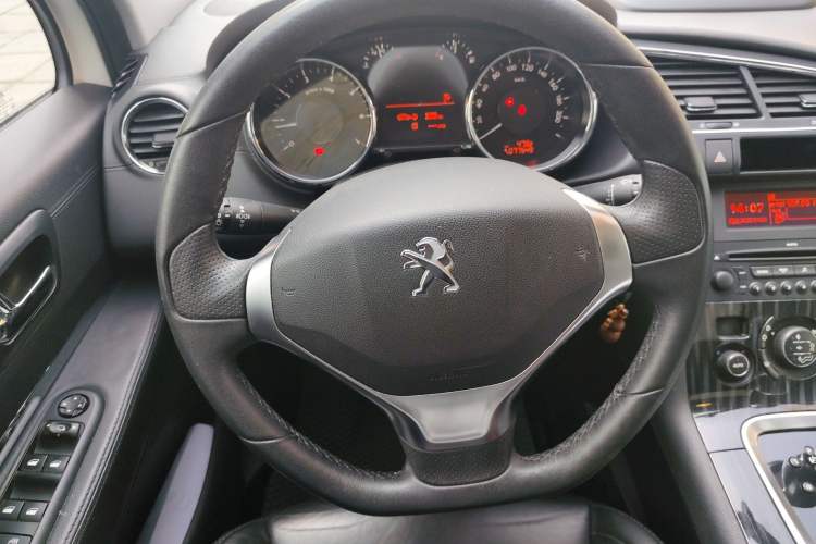 Used Peugeot 3008 2013 2.0L Automatic Trend Edition
