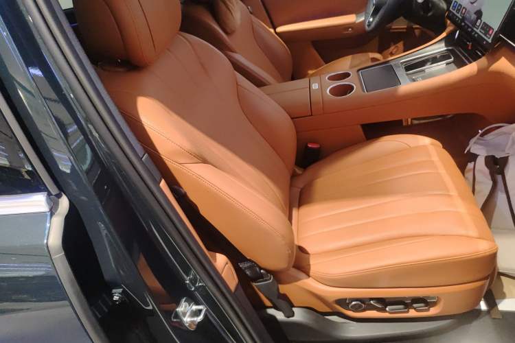 Used Hima AITO M7 2026 Model Range-Extending Ultra All-Wheel Drive 5-Seater Version