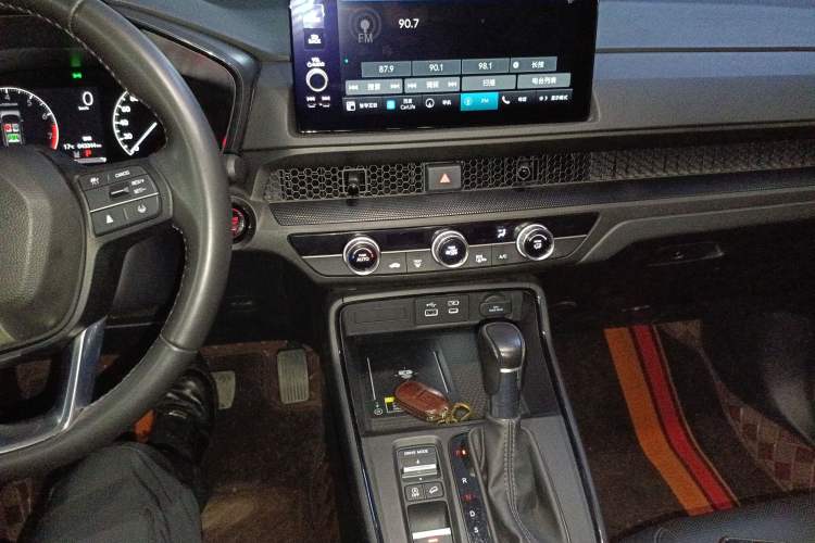 Used Honda CR-V 2023 240TURBO Two-Wheel Drive FENGSHANG Edition 5 Seats Audio And AC Panel