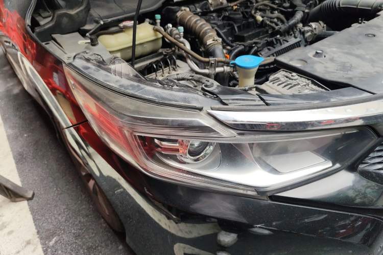 Used Honda Crider 2019 180 Turbo CVT Comfort Edition China V Right Front Headlight