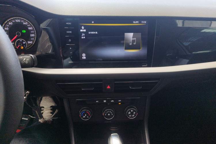 Used Volkswagen Lavida 2021 1.5L Automatic Comfort Edition Audio And AC Panel