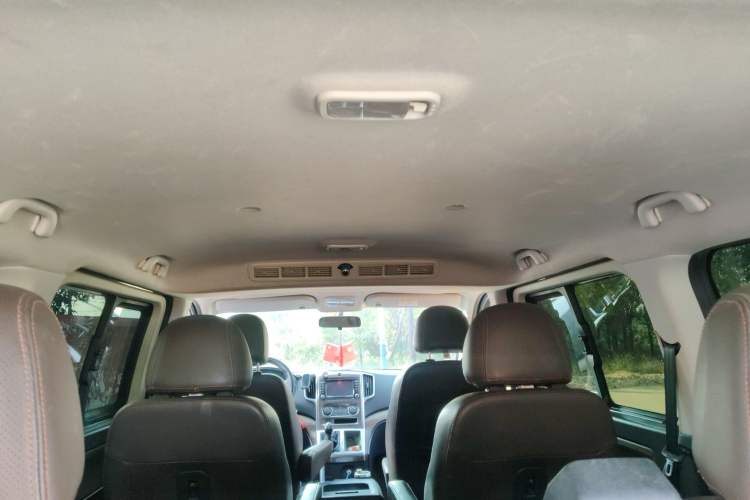 Used FORTHING Lingzhi PLUS 2021 2.0L Manual Luxury 7-Seater