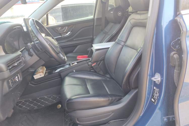 Used Lincoln Corsair 2022 2.0T Two-Wheel Drive Luxury Edition Left Front Seat