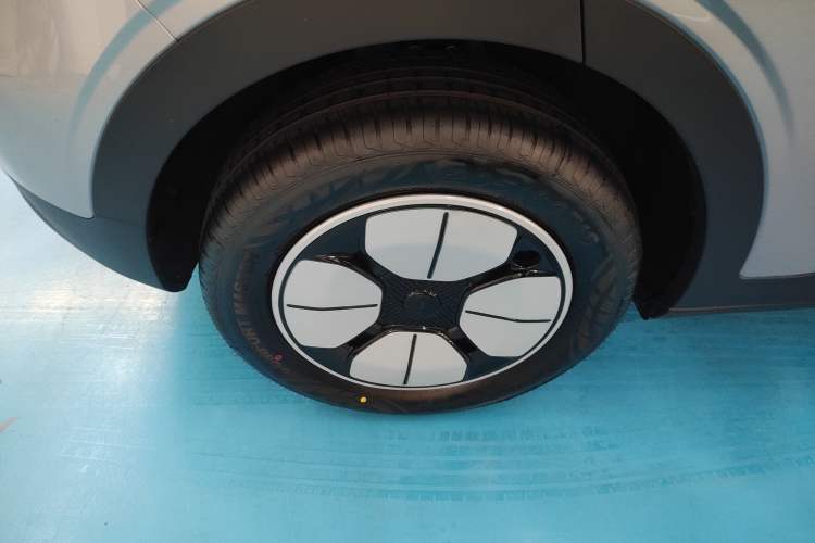 Used Geely Galaxy Geome 2026 Model 310km Youth Edition
