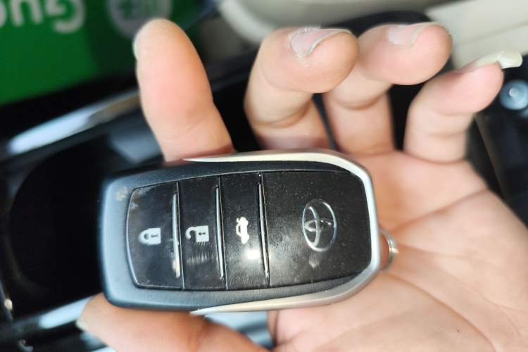 Used Toyota Camry 2012 Luxurious Edition 2.5HG Zunrui Interior 1