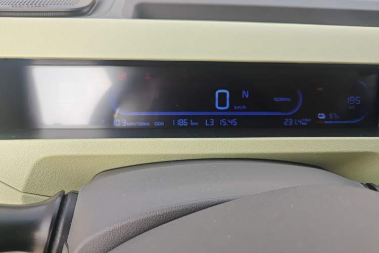 Used Geely Galaxy Panda 2024 Panda Mini 200km Endurance Bear