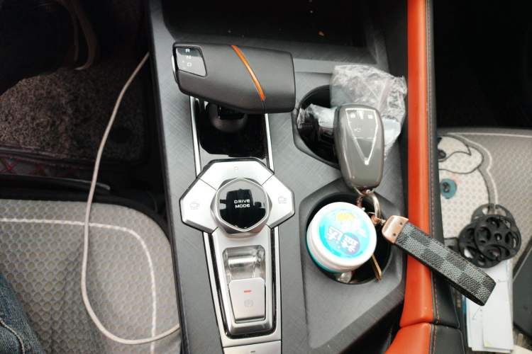 Used CHANGAN UNI-V 2022 1.5T Prestige Version