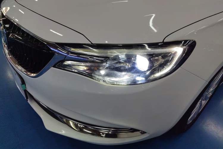 Used Buick GT 2021 Exemplar 1.5L Automatic Elite Version Left Front Headlight