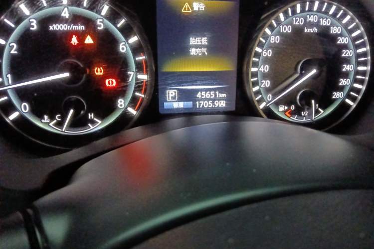 Used Infiniti Q50L 2018 2.0T Enjoyment Edition China V standard