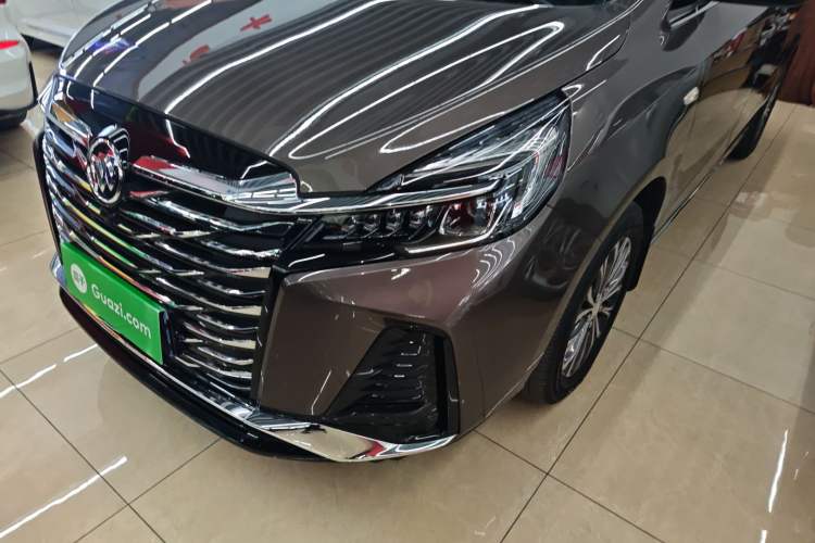 Used Buick GL8 2023 Land Executive Class Smart Enjoyment Model
