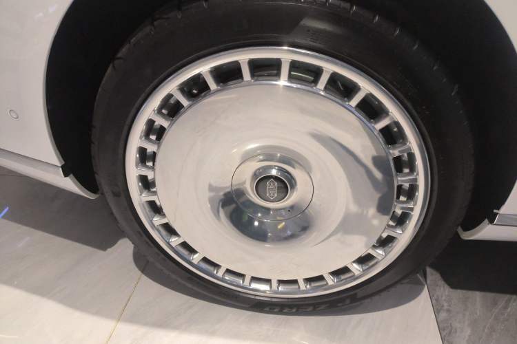 Used Hima S800 2025 Model, Pure Electric Starlight Premium Edition, 5 Seats