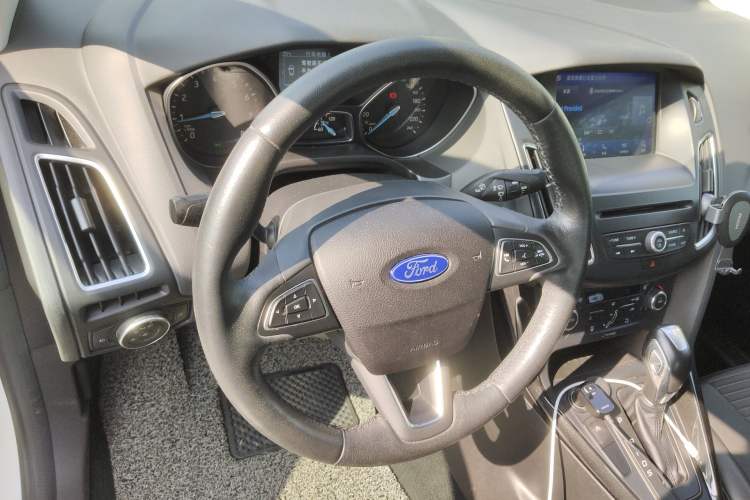 Used Ford Focus 2017 Sedan EcoBoost 180 Automatic Elite Model
