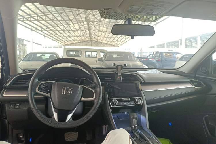 Used Honda Civic 2016 220TURBO CVT Luxury Edition