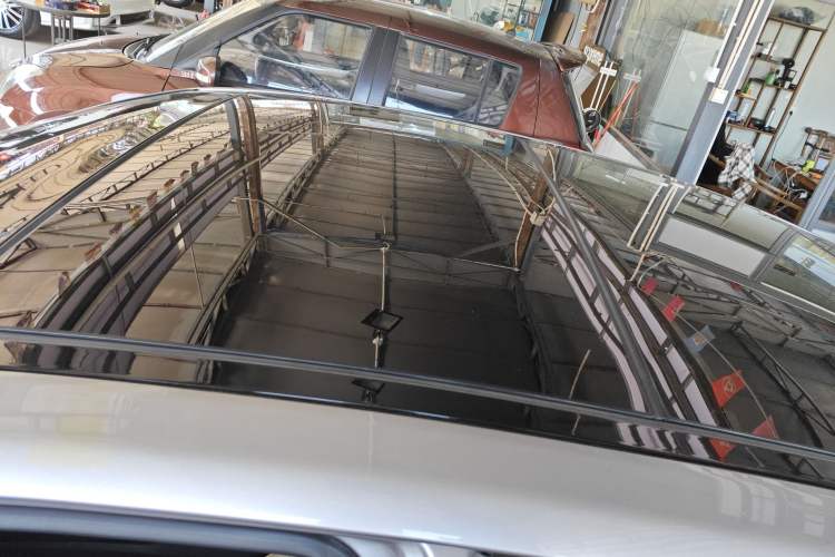 Used Toyota Avalon 2019 Dual-Engine 2.5L XLE Prestige Version China VI Standard