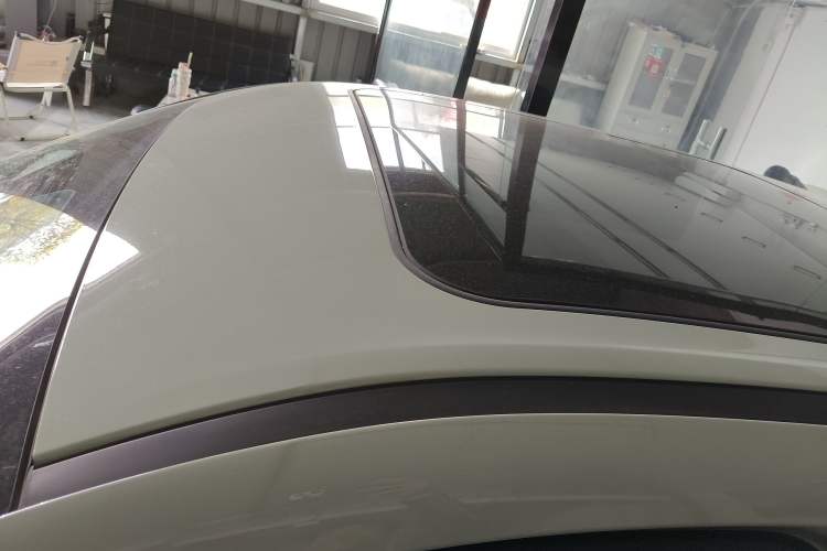 Used ORA Good Cat 2023 401 km Standard Range Premium Version Lithium Iron Phosphate Roof