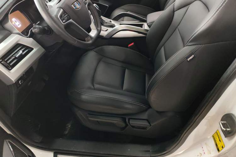 Used Geely Auto Emgrand X7 Sport 2016 1.8TD Automatic Smart Connectivity Version Left Front Seat